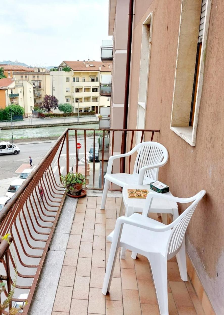 Da Fabio E Francesca - Holiday Apartment Verona Dış mekan fotoğraf
